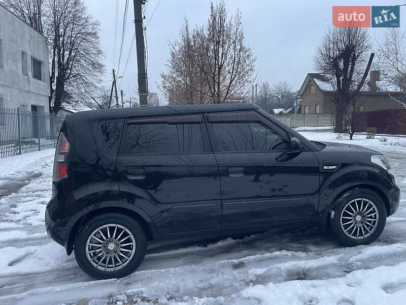 Позашляховик / Кросовер Kia Soul 2010 в Харкові фото 46 Позашляховик / Кросовер Kia Soul 2010 в Харкові