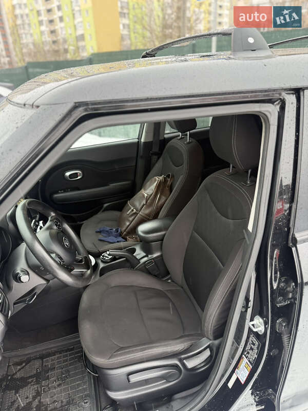 Внедорожник / Кроссовер Kia Soul 2015 в Киеве фото 9 Внедорожник / Кроссовер Kia Soul 2015 в Киеве