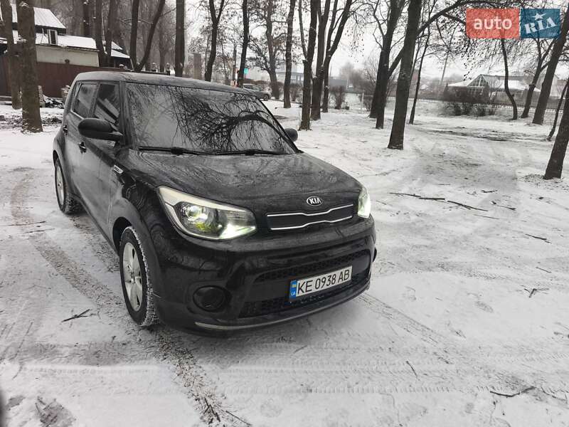 Позашляховик / Кросовер Kia Soul 2017 в Дніпрі