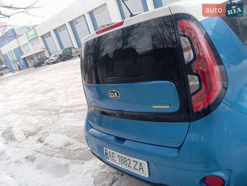 Внедорожник / Кроссовер Kia Soul 2014 в Запорожье