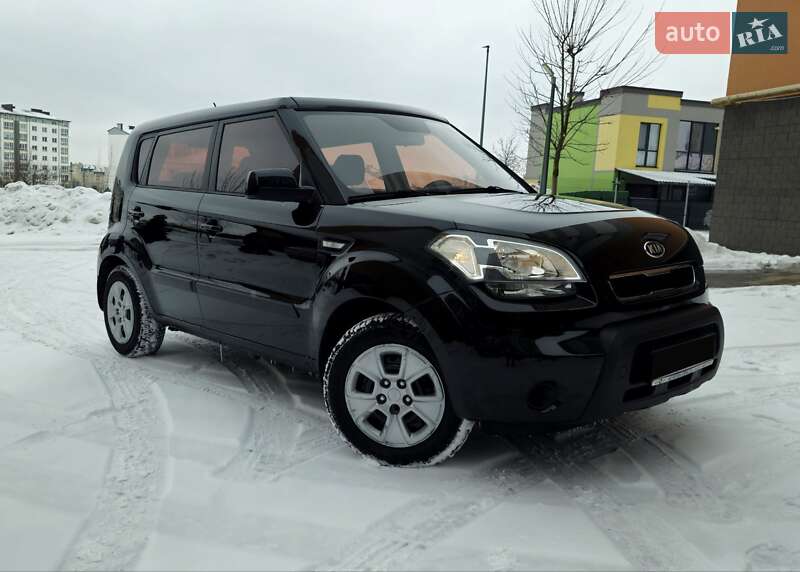 Внедорожник / Кроссовер Kia Soul 2011 в Ивано-Франковске
