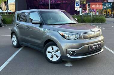Внедорожник / Кроссовер Kia Soul 2015 в Киеве