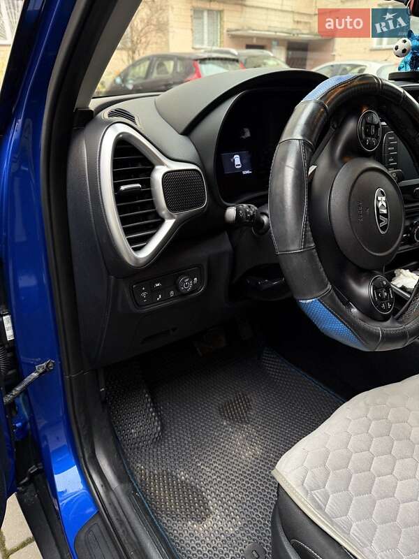 Позашляховик / Кросовер Kia Soul 2019 в Тернополі