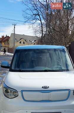 Внедорожник / Кроссовер Kia Soul 2016 в Киеве