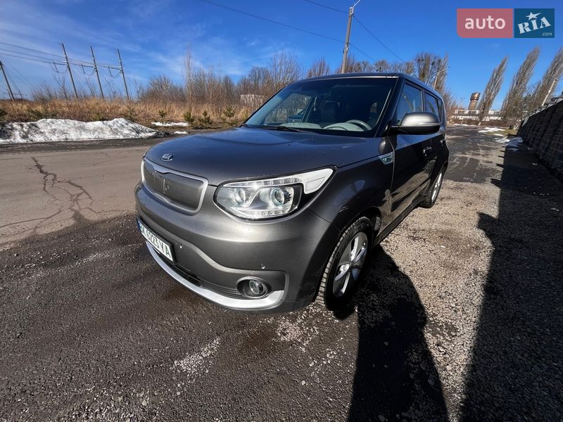 Внедорожник / Кроссовер Kia Soul 2015 в Ровно
