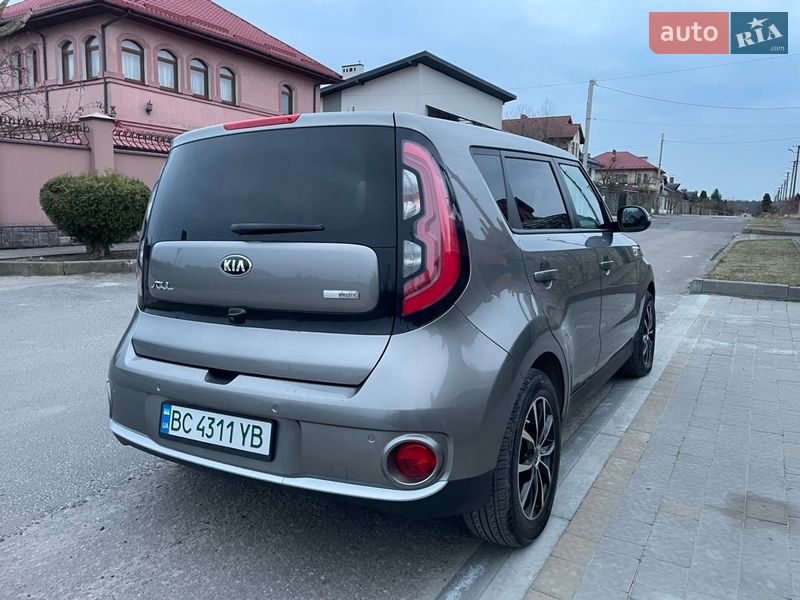 Внедорожник / Кроссовер Kia Soul 2015 в Львове