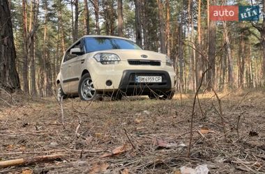 Внедорожник / Кроссовер Kia Soul 2010 в Лебедине