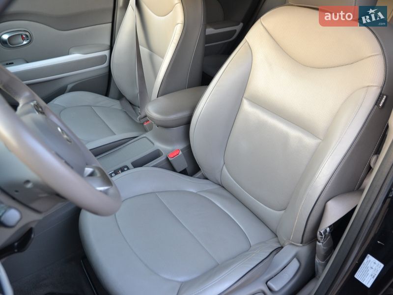 Внедорожник / Кроссовер Kia Soul 2016 в Луцке фото 13 Внедорожник / Кроссовер Kia Soul 2016 в Луцке