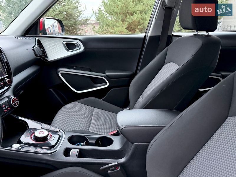 Внедорожник / Кроссовер Kia Soul 2021 в Ковеле фото 25 Внедорожник / Кроссовер Kia Soul 2021 в Ковеле