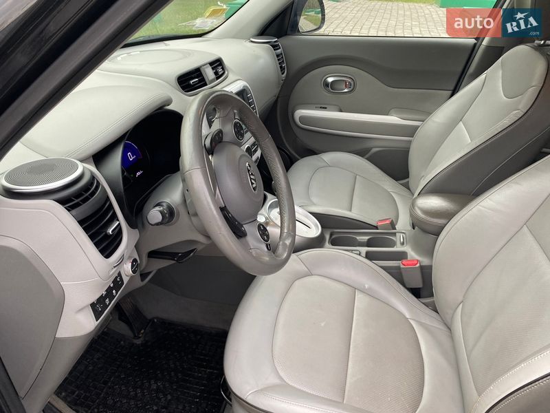 Внедорожник / Кроссовер Kia Soul 2016 в Ковеле фото 15 Внедорожник / Кроссовер Kia Soul 2016 в Ковеле