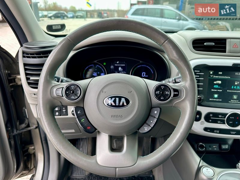 Внедорожник / Кроссовер Kia Soul 2017 в Каменец-Подольском фото 15 Внедорожник / Кроссовер Kia Soul 2017 в Каменец-Подольском