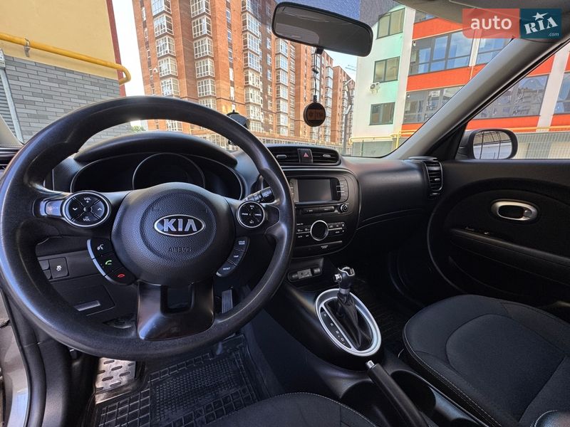 Позашляховик / Кросовер Kia Soul 2017 в Житомирі