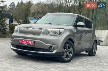 Позашляховик / Кросовер Kia Soul 2017 в Львові