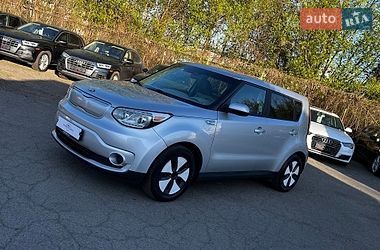 Позашляховик / Кросовер Kia Soul 2016 в Луцьку