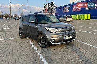 Позашляховик / Кросовер Kia Soul 2014 в Нововолинську