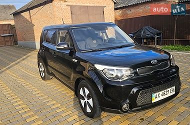 Позашляховик / Кросовер Kia Soul 2014 в Харкові