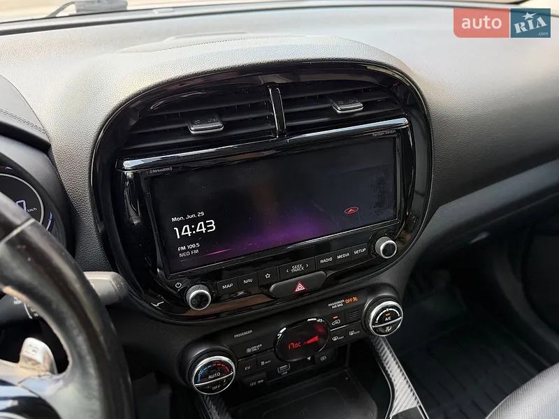 Kia Soul 2020 VIN KNDJ33A16M7013899 фото оголошення 35 з 72