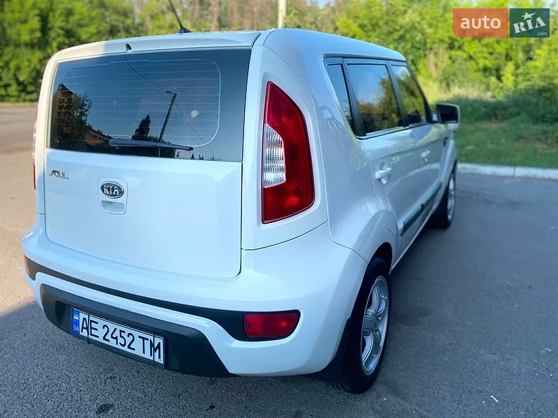 Kia Soul 2012 VIN KNAJT811AC7423788 фото оголошення 25 з 61