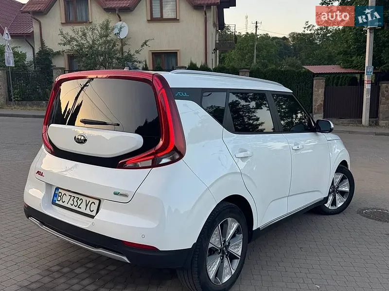 Kia Soul 2021 VIN KNAJ3811FM7022542 фото оголошення 16 з 60