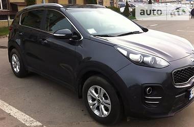 Внедорожник / Кроссовер Kia Sportage 2016 в Харькове