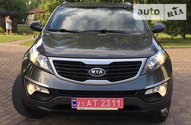 Внедорожник / Кроссовер Kia Sportage 2013 в Киеве