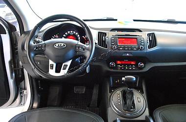 Позашляховик / Кросовер Kia Sportage 2013 в Хмельницькому