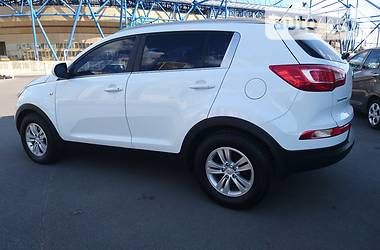 Внедорожник / Кроссовер Kia Sportage 2012 в Харькове