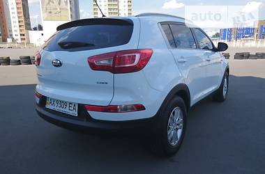 Внедорожник / Кроссовер Kia Sportage 2012 в Харькове