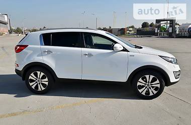 Внедорожник / Кроссовер Kia Sportage 2013 в Киеве