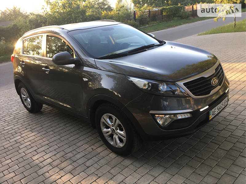 Позашляховик / Кросовер Kia Sportage 2012 в Дніпрі