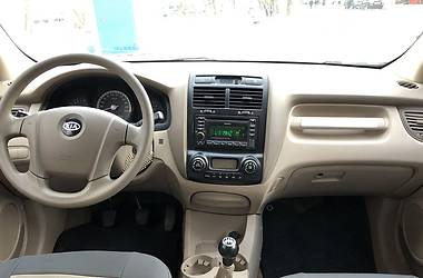 Позашляховик / Кросовер Kia Sportage 2007 в 