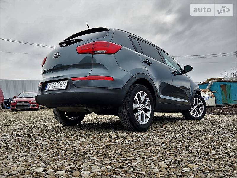 Позашляховик / Кросовер Kia Sportage 2014 в Чернівцях