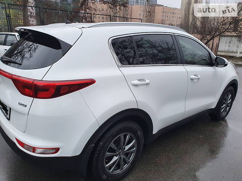 Позашляховик / Кросовер Kia Sportage 2017 в Києві