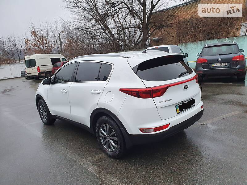 Позашляховик / Кросовер Kia Sportage 2017 в Києві