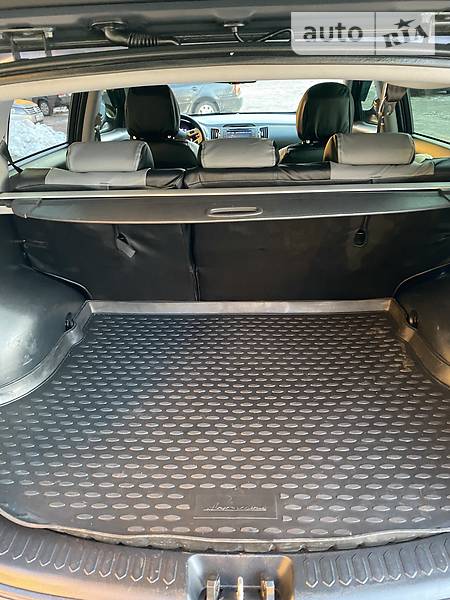 Внедорожник / Кроссовер Kia Sportage 2013 в Мариуполе