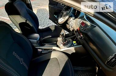 Позашляховик / Кросовер Kia Sportage 2011 в 