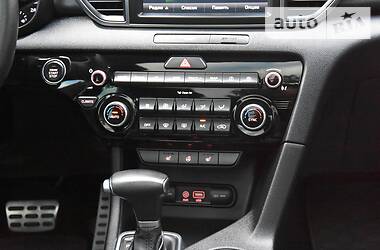 Позашляховик / Кросовер Kia Sportage 2016 в 
