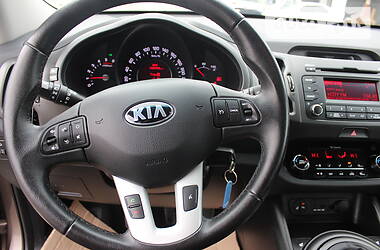 Хэтчбек Kia Sportage 2014 в Хусте