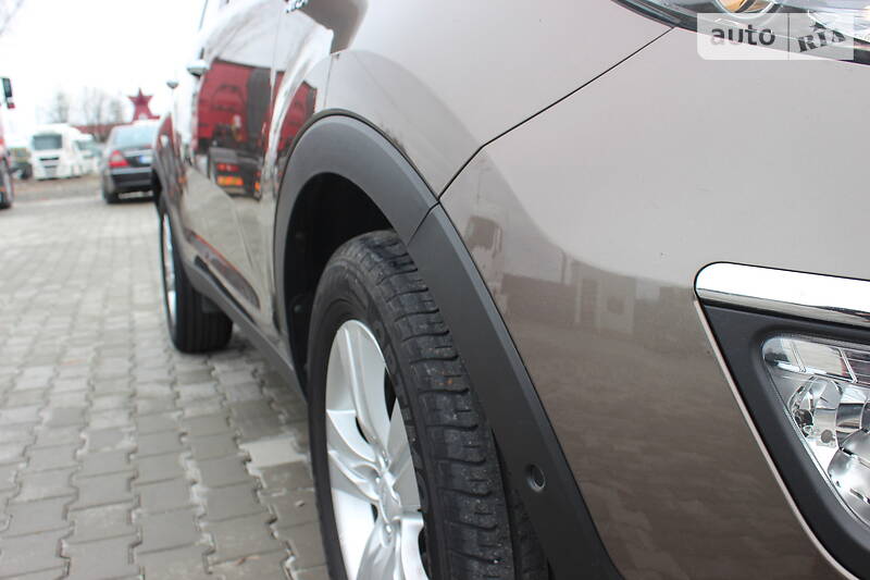 Хетчбек Kia Sportage 2014 в Хусті