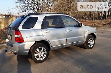 Позашляховик / Кросовер Kia Sportage 2007 в 