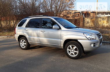 Позашляховик / Кросовер Kia Sportage 2007 в 