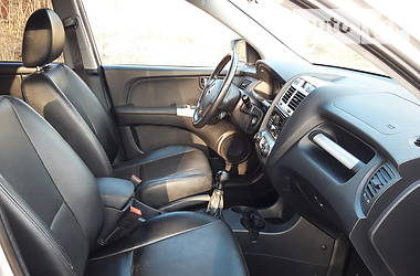 Позашляховик / Кросовер Kia Sportage 2007 в 