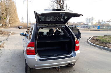 Позашляховик / Кросовер Kia Sportage 2007 в 