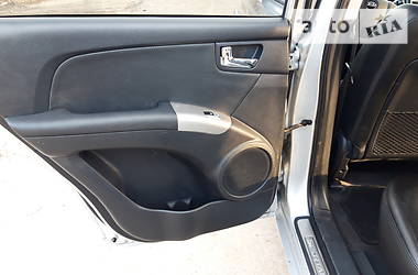 Позашляховик / Кросовер Kia Sportage 2007 в 