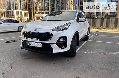 Позашляховик / Кросовер Kia Sportage 2018 в 