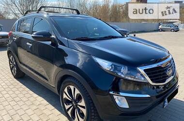 Позашляховик / Кросовер Kia Sportage 2013 в 