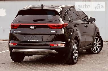 Позашляховик / Кросовер Kia Sportage 2016 в 