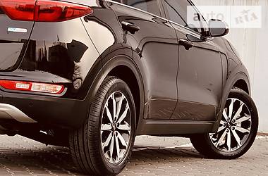 Позашляховик / Кросовер Kia Sportage 2016 в 