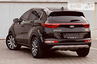 Позашляховик / Кросовер Kia Sportage 2016 в 