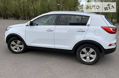 Внедорожник / Кроссовер Kia Sportage 2011 в Сумах